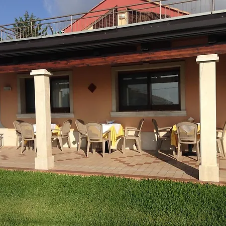 Bed & Breakfast La Scogliera