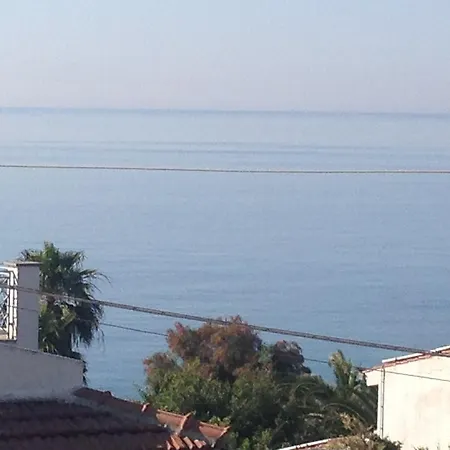 Bed & Breakfast La Scogliera Fontane Bianche