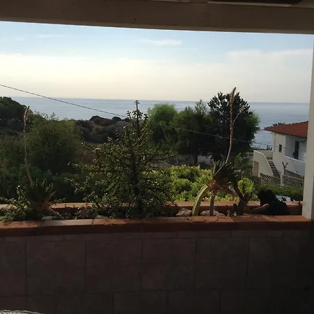 Bed & Breakfast La Scogliera